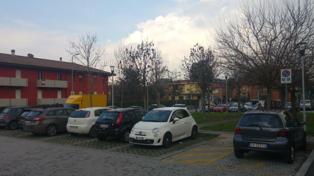 Borghello 2Level Airport Apartment Bergamo Exterior photo